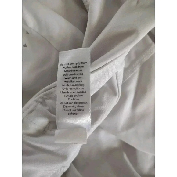 Athleta Stealth TruCool Skort Skirt Tennis Golf White Size Large Athleisure - Picture 7 of 7